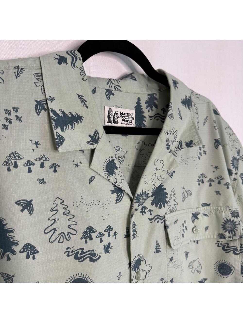 Marmot Mountain Works XL Men's Short Sleeve Button-Up Summer Shirt Camping Green